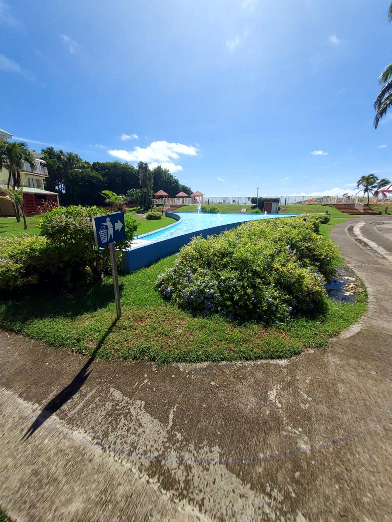 Anse Des Rochers Saint-Francois  Exterior photo